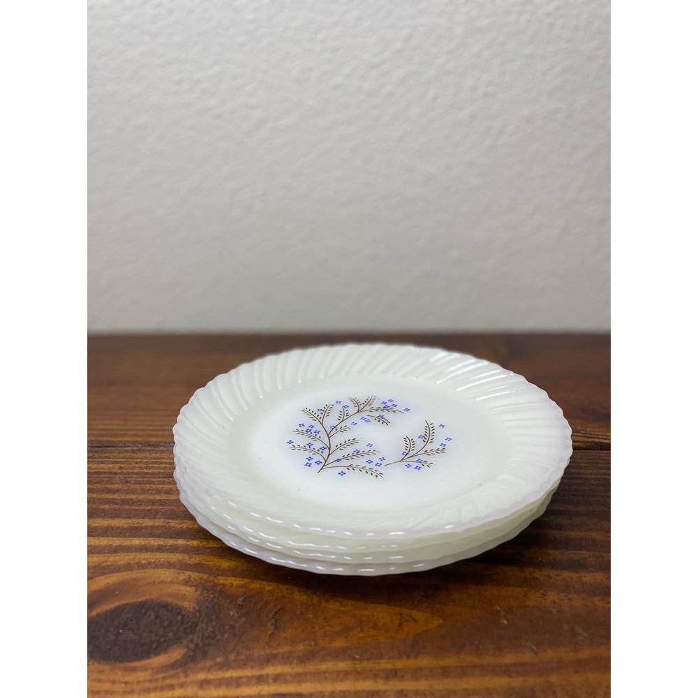 Vintage Set of 4 Termocrisa Salad Bread Plate 7.5" Mexico White Milk Glass Swirl
